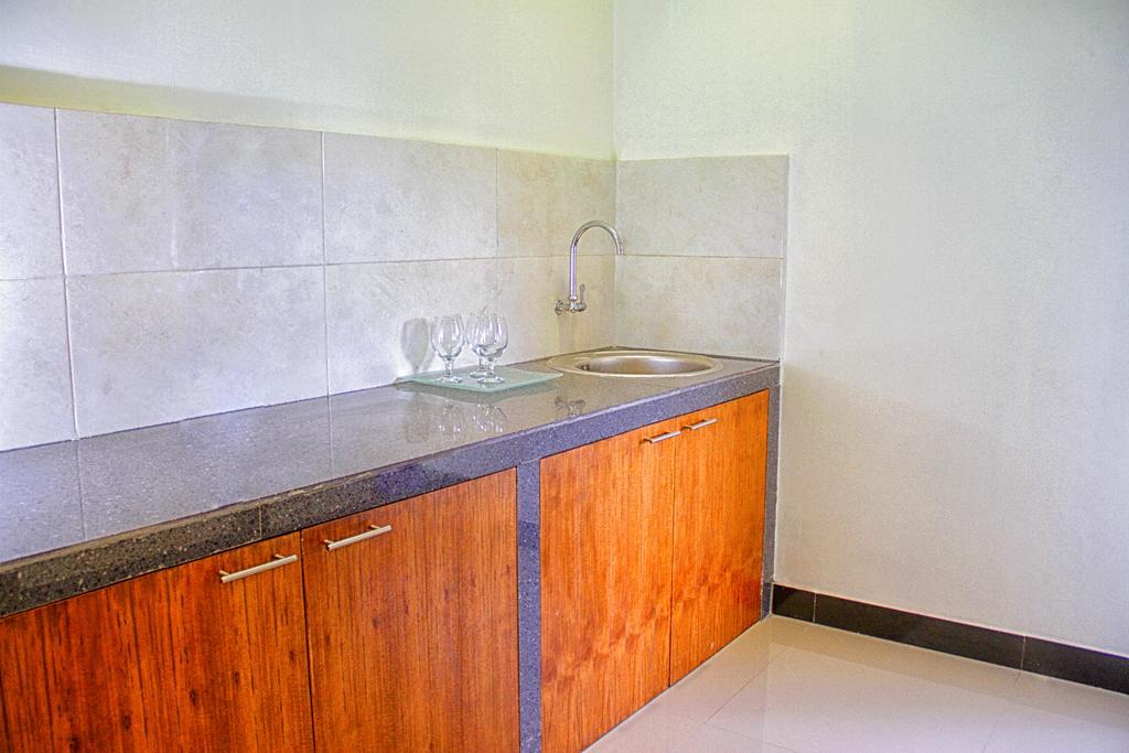 Ryanbagus Guest House Чангу Екстер'єр фото
